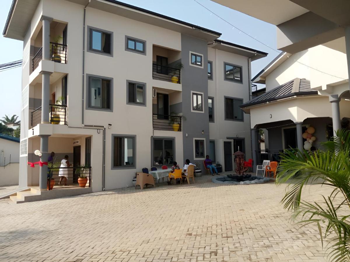 Queen'S Hill Lodge Gbawe Ngoại thất bức ảnh