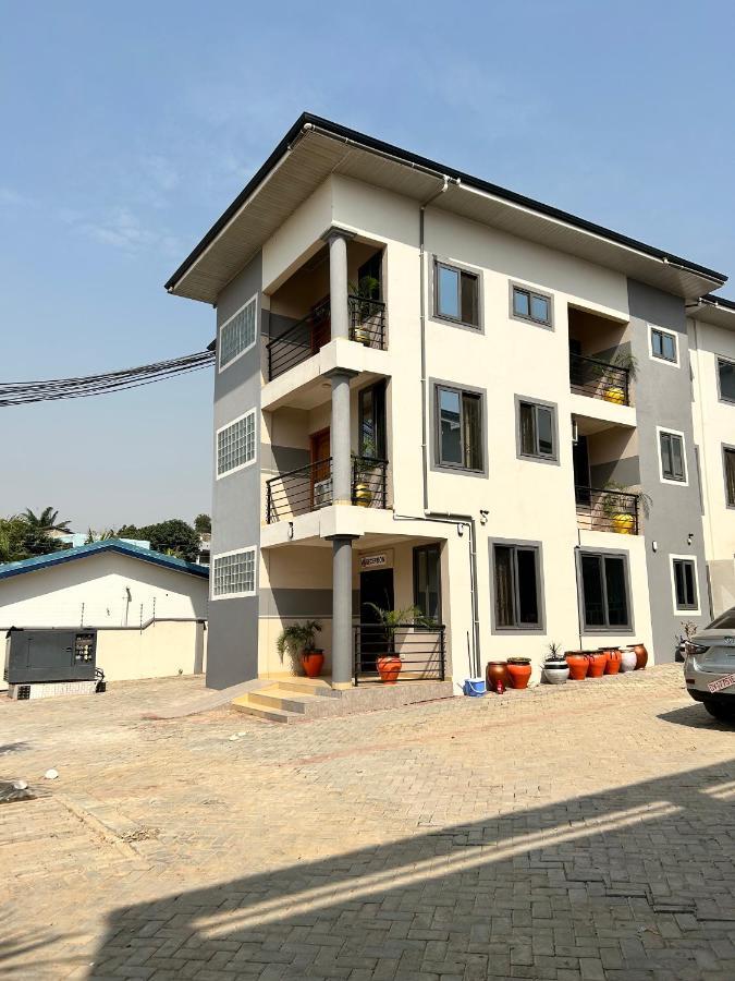 Queen'S Hill Lodge Gbawe Ngoại thất bức ảnh